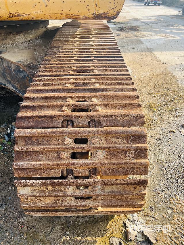 单侧履带整体（整机外观）