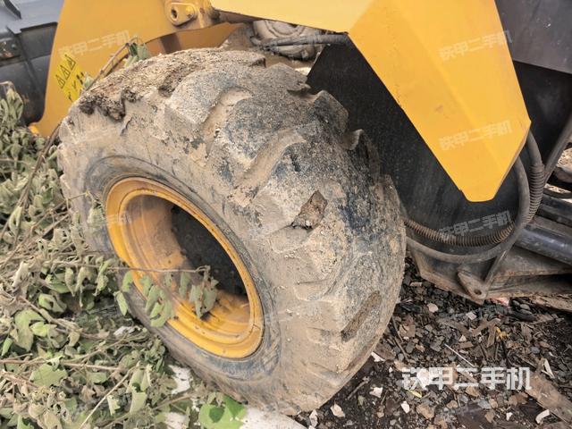 右后輪（行走機(jī)構(gòu)）