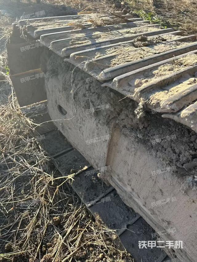 单侧履带整体（整机外观）