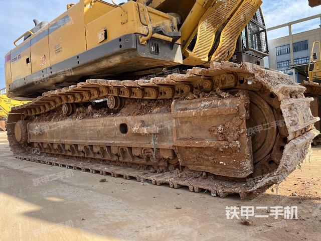 单侧履带整体（整机外观）