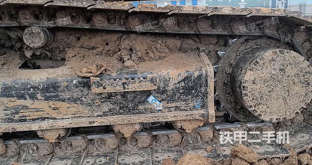 单侧履带整体（整机外观）