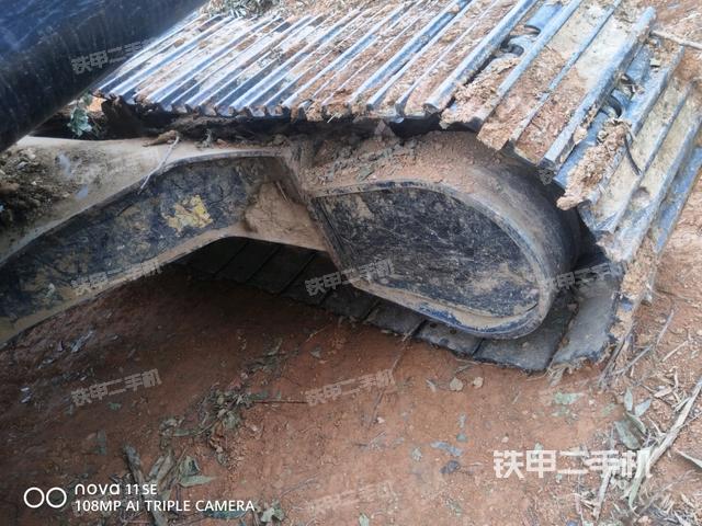 右侧行走马达盖板（行走机构）