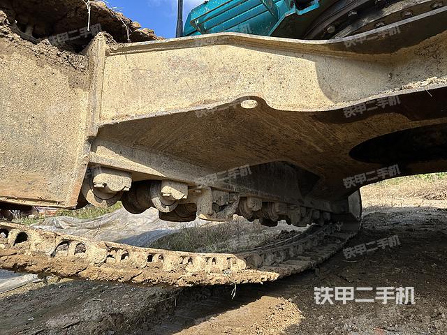 單側(cè)履帶整體（整機(jī)外觀）