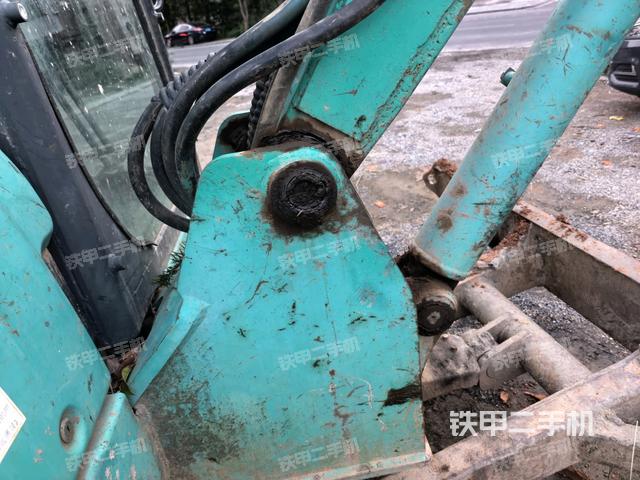 大臂根部 斜（工作和回转装置）