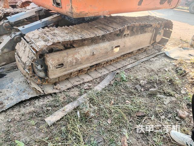 单侧履带整体（整机外观）