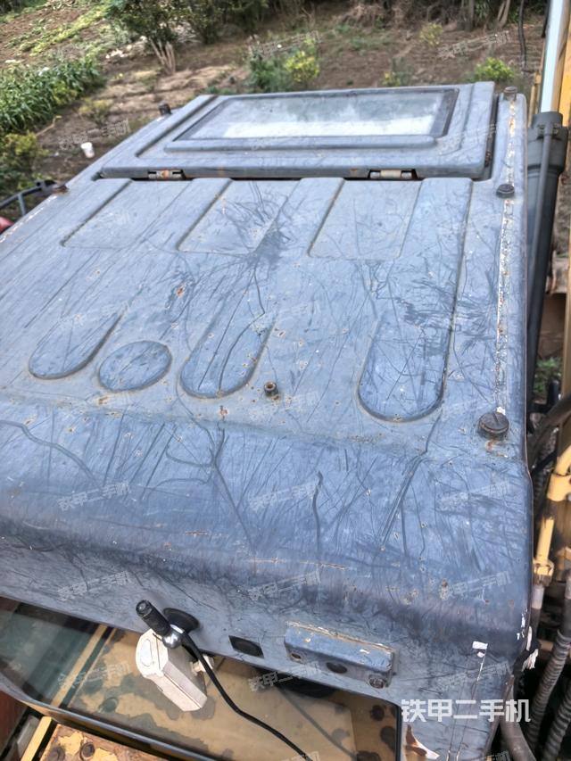 驾驶室顶部俯视（上车部件）