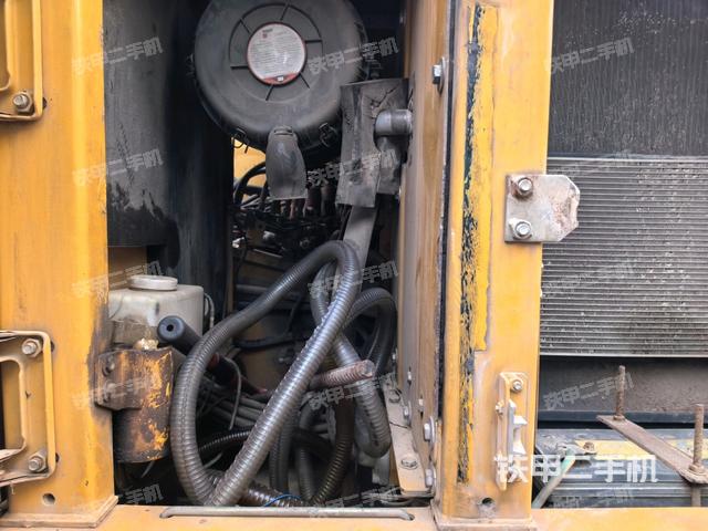 液压泵室（大件舱室）