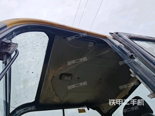 顶棚整体（驾驶室部分）