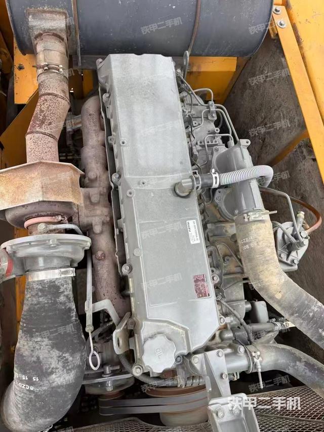 发动机整体俯视（整机外观）