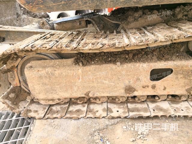 左驅(qū)動(dòng)輪（行走機(jī)構(gòu)）