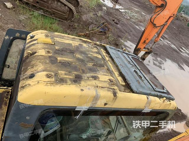 駕駛室頂部（整機(jī)外觀）