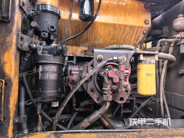 液压泵斜45 右（大件舱室）