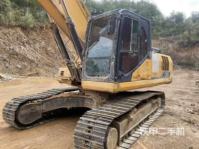 柳工CLG925E挖掘机