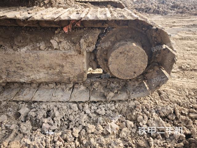 右驱动轮（行走机构）