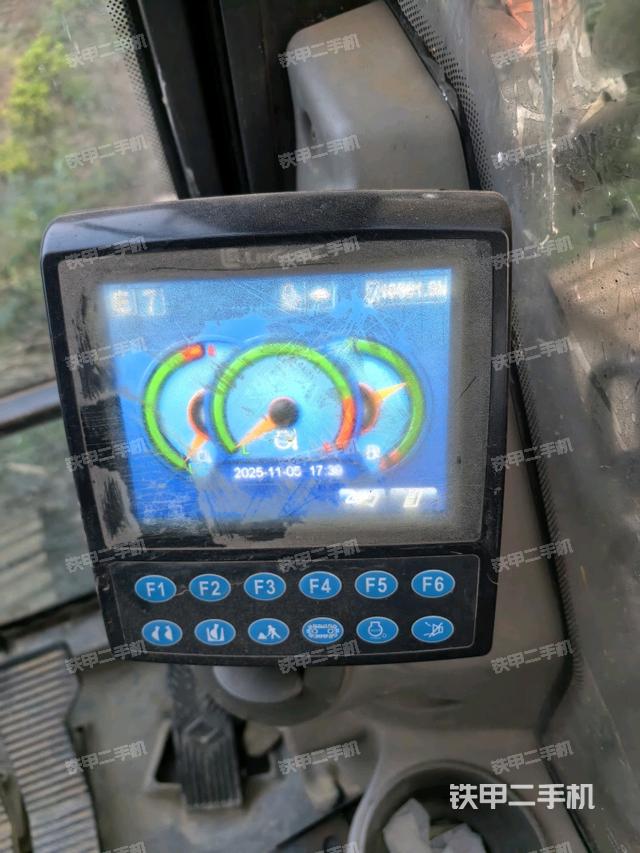 显示屏 （驾驶室部分）