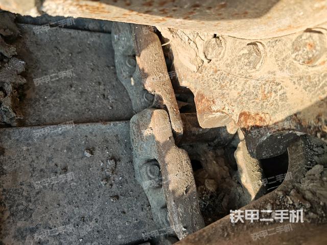 左驱动轮（行走机构）