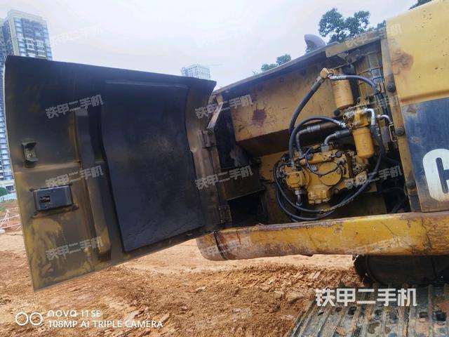 液压泵斜45 右（大件舱室）