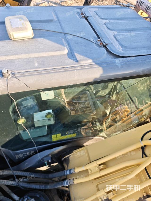 驾驶室顶部俯视（上车部件）