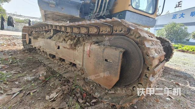 单侧履带整体（整机外观）