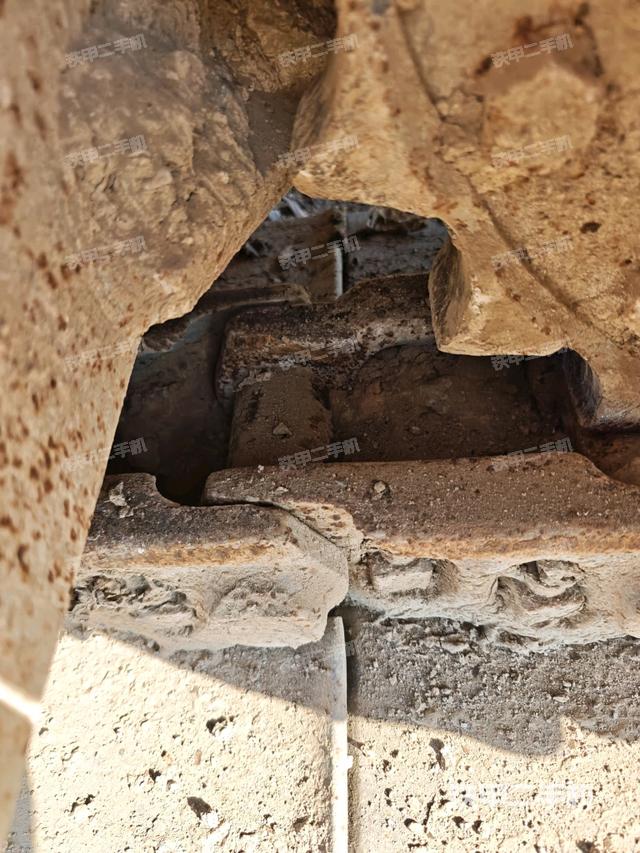 右侧履带整体（行走机构）