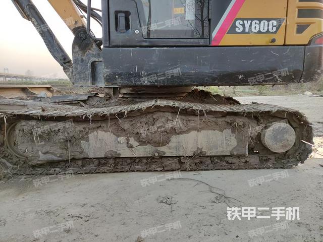 单侧履带整体（整机外观）