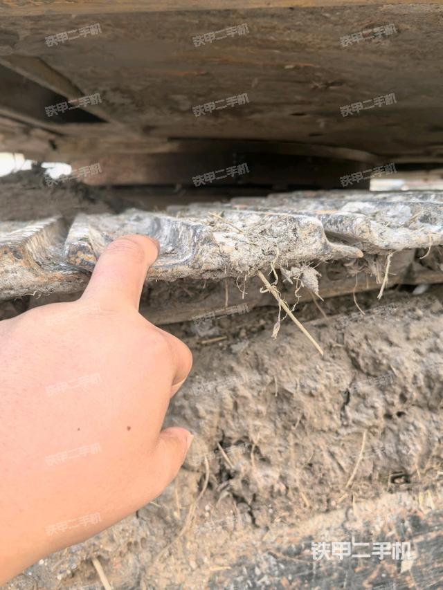 左側(cè)行走馬達(dá)蓋板（行走機(jī)構(gòu)）