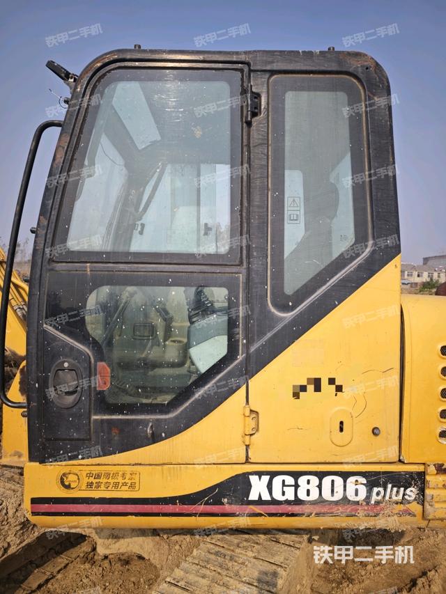  驾驶室正侧（驾驶室部分）