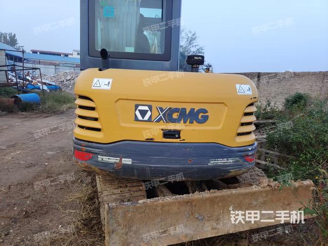 駕駛室頂部（整機(jī)外觀）