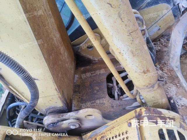 大臂根部 斜视（工作和回转装置）