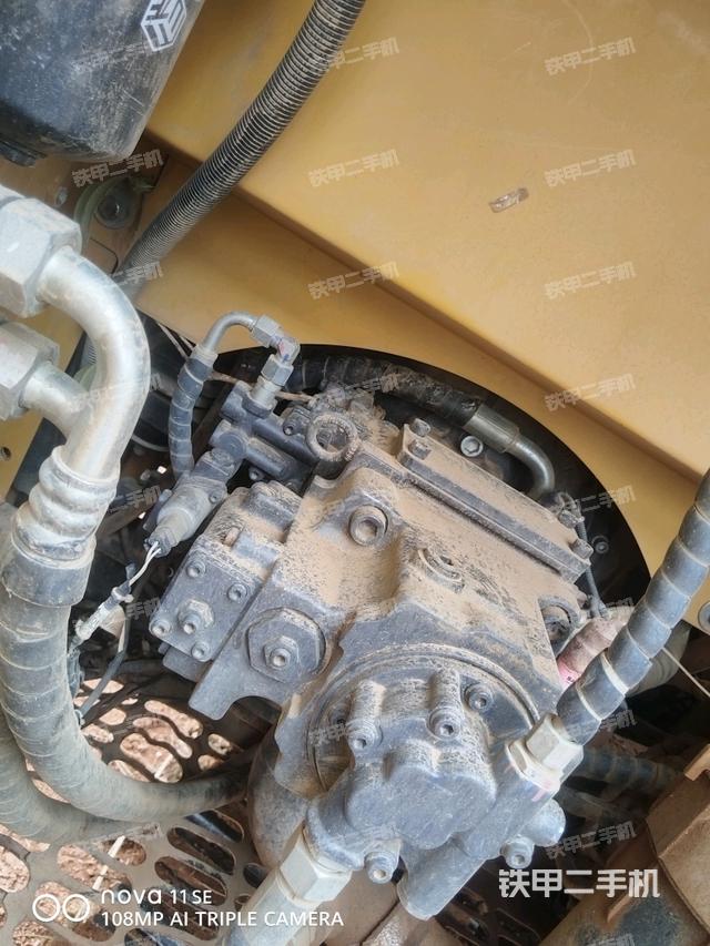 液压泵斜45 左（大件舱室）