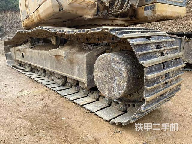 单侧履带整体（整机外观）