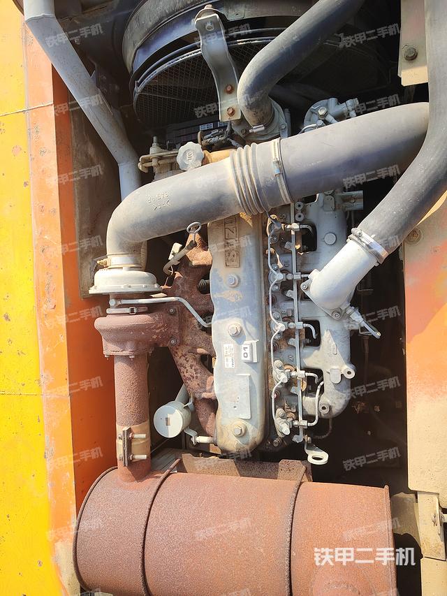 发动机整体俯视（整机外观）