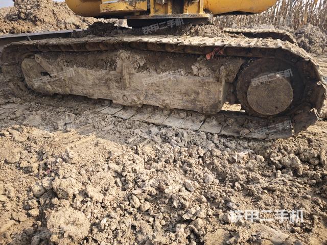 左侧履带整体 （行走机构）