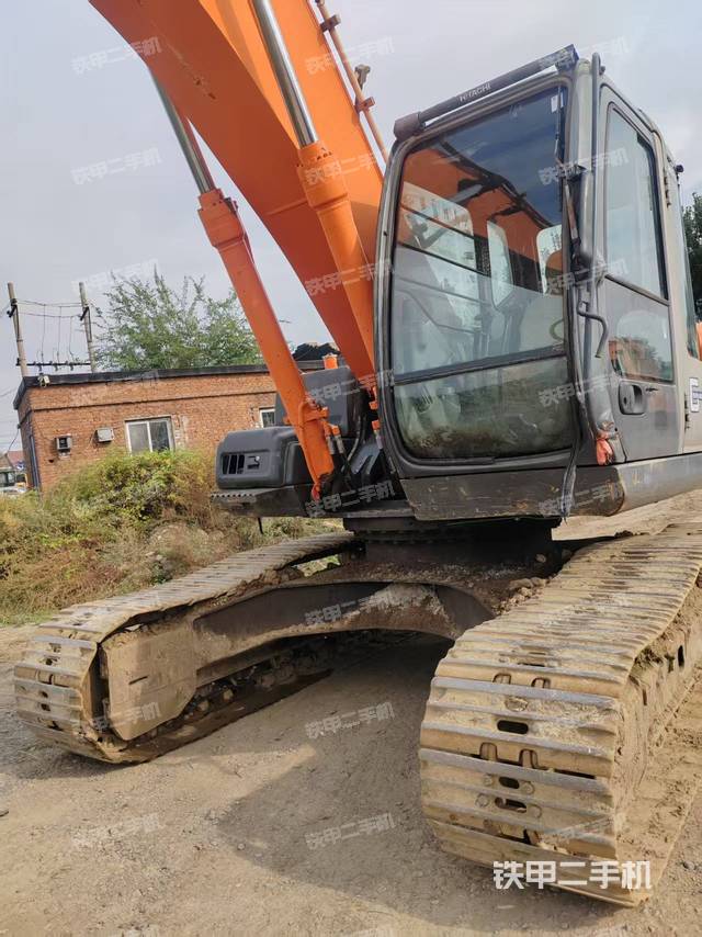 驾驶室整体（整机外观）