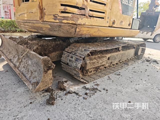 单侧履带整体（整机外观）