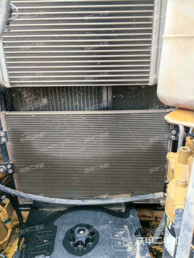 液压泵斜45 左（大件舱室）