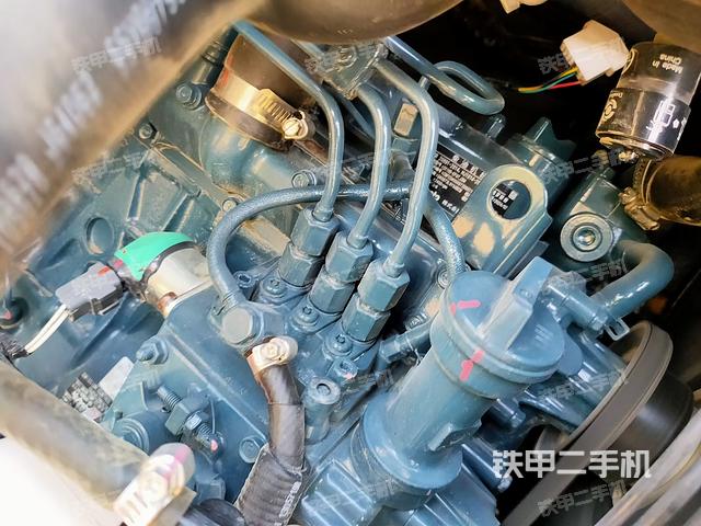 發(fā)動機整體俯視（整機外觀）