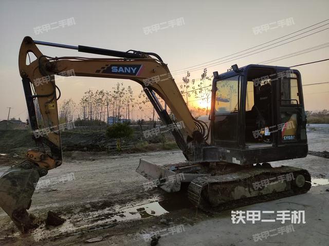 三一重工SY55C-10挖掘机