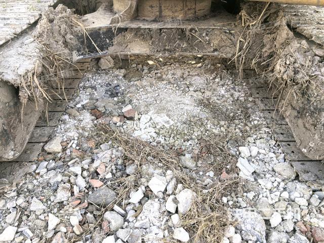 左導(dǎo)向輪（行走機(jī)構(gòu)）