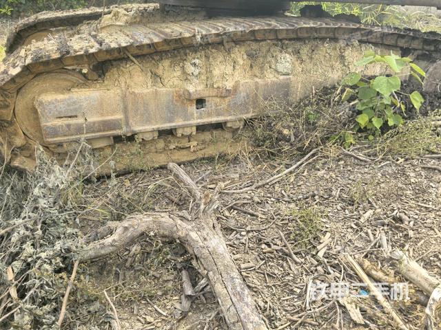 右側(cè)行走馬達(dá)蓋板（行走機(jī)構(gòu)）