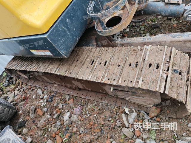 左侧履带整体 （行走机构）