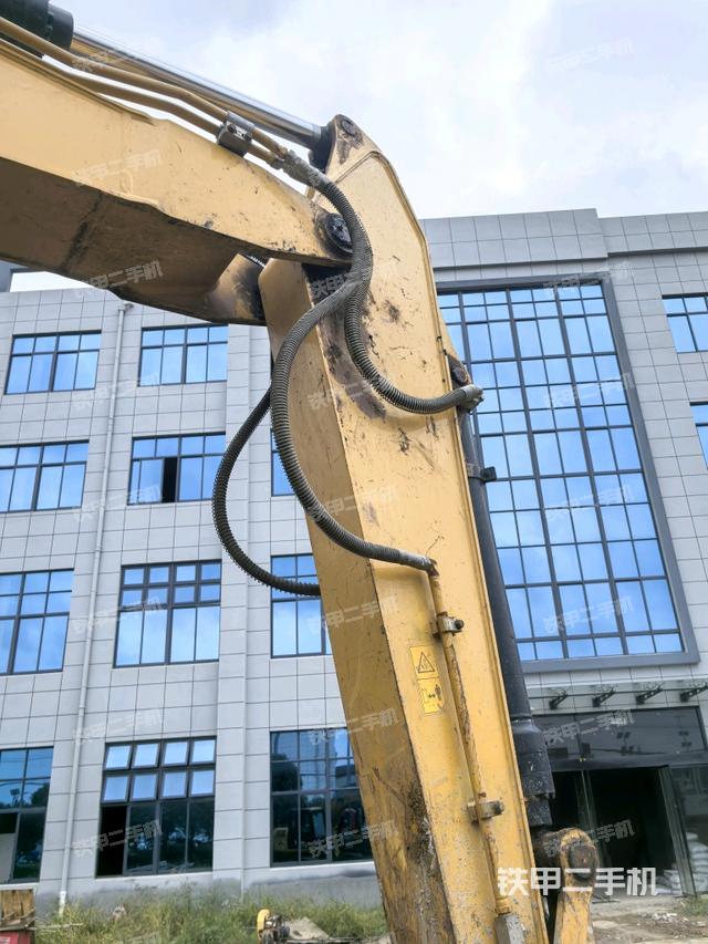 大臂整体 右侧（工作和回转装置）