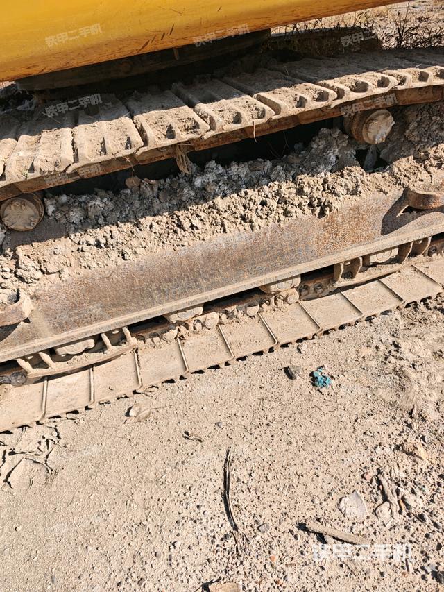 左侧履带整体 （行走机构）