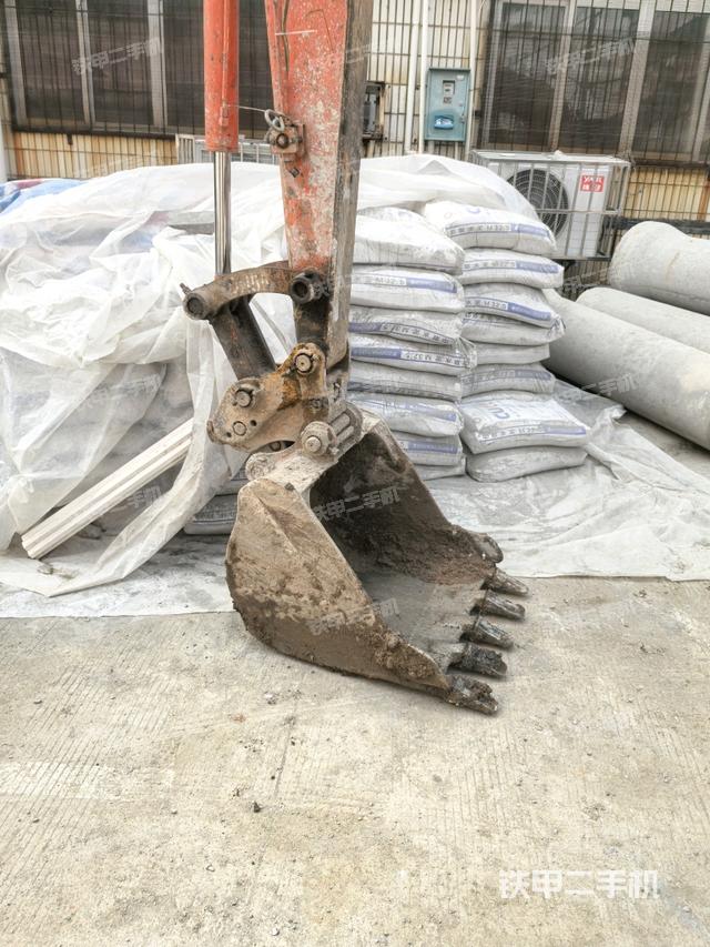 鏟斗45度（工作和回轉(zhuǎn)裝置）