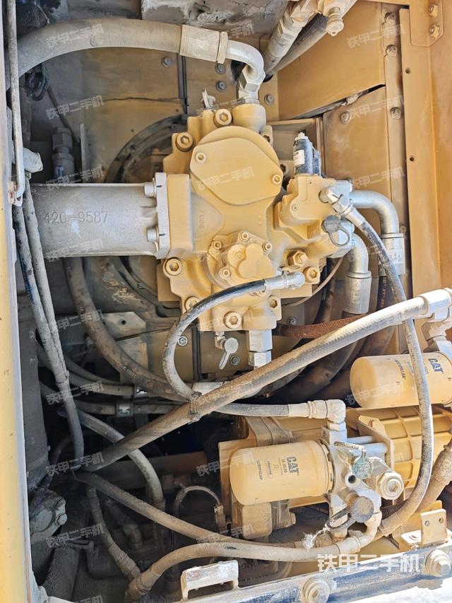 散熱器正面（大件艙室）