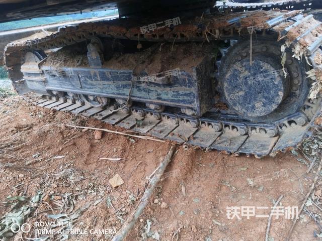 右驱动轮（行走机构）