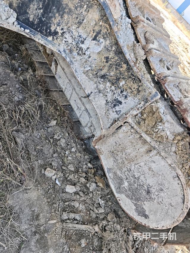 左側(cè)行走馬達(dá)蓋板（行走機(jī)構(gòu)）