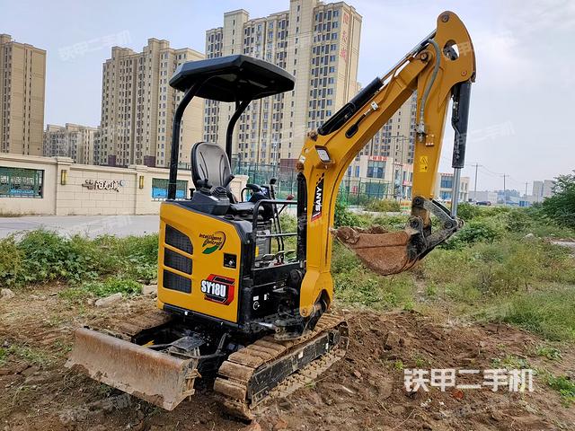 驾驶室整体（整机外观）