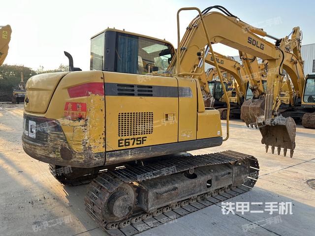 整機(jī)右后45°（整機(jī)外觀）