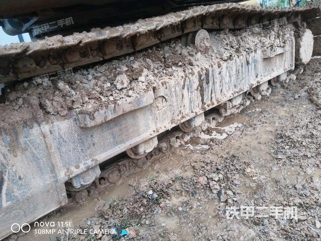 左侧履带整体 （行走机构）